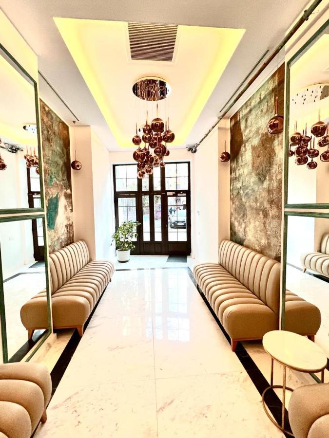 Hotel House4you - Blanari