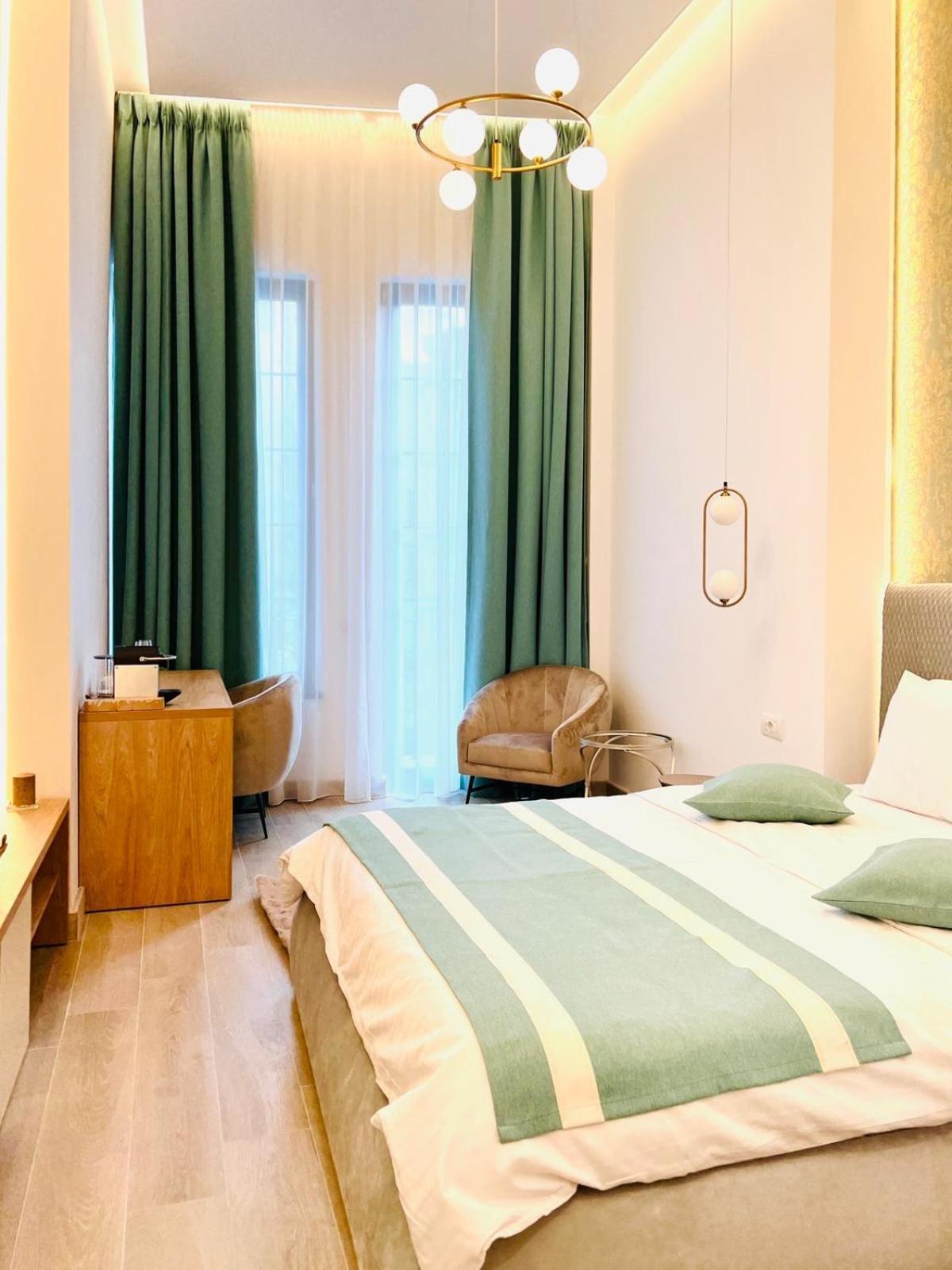 Hotel House4you - Blanari 5*